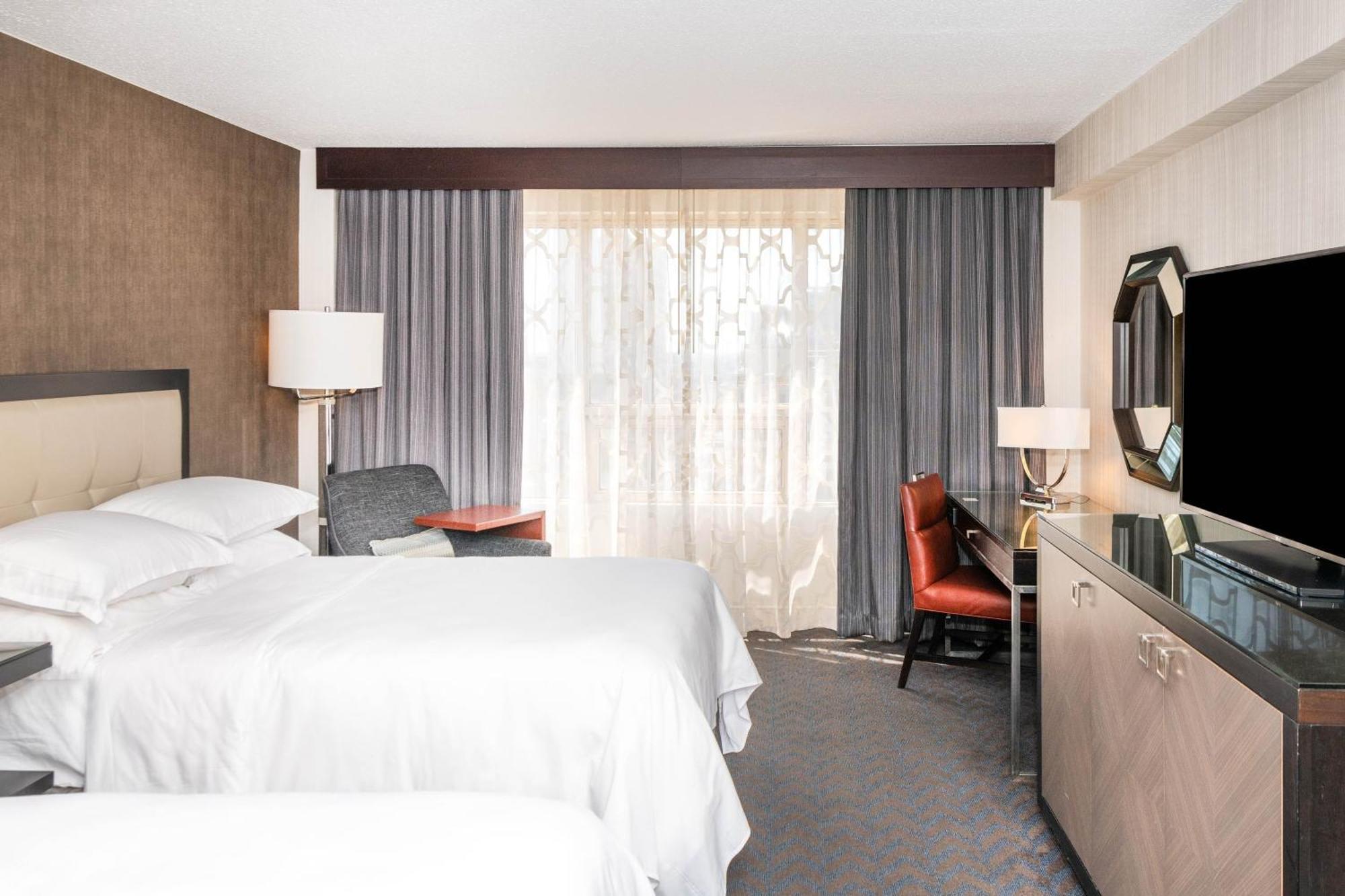 Sheraton Indianapolis City Centre Hotel Kültér fotó