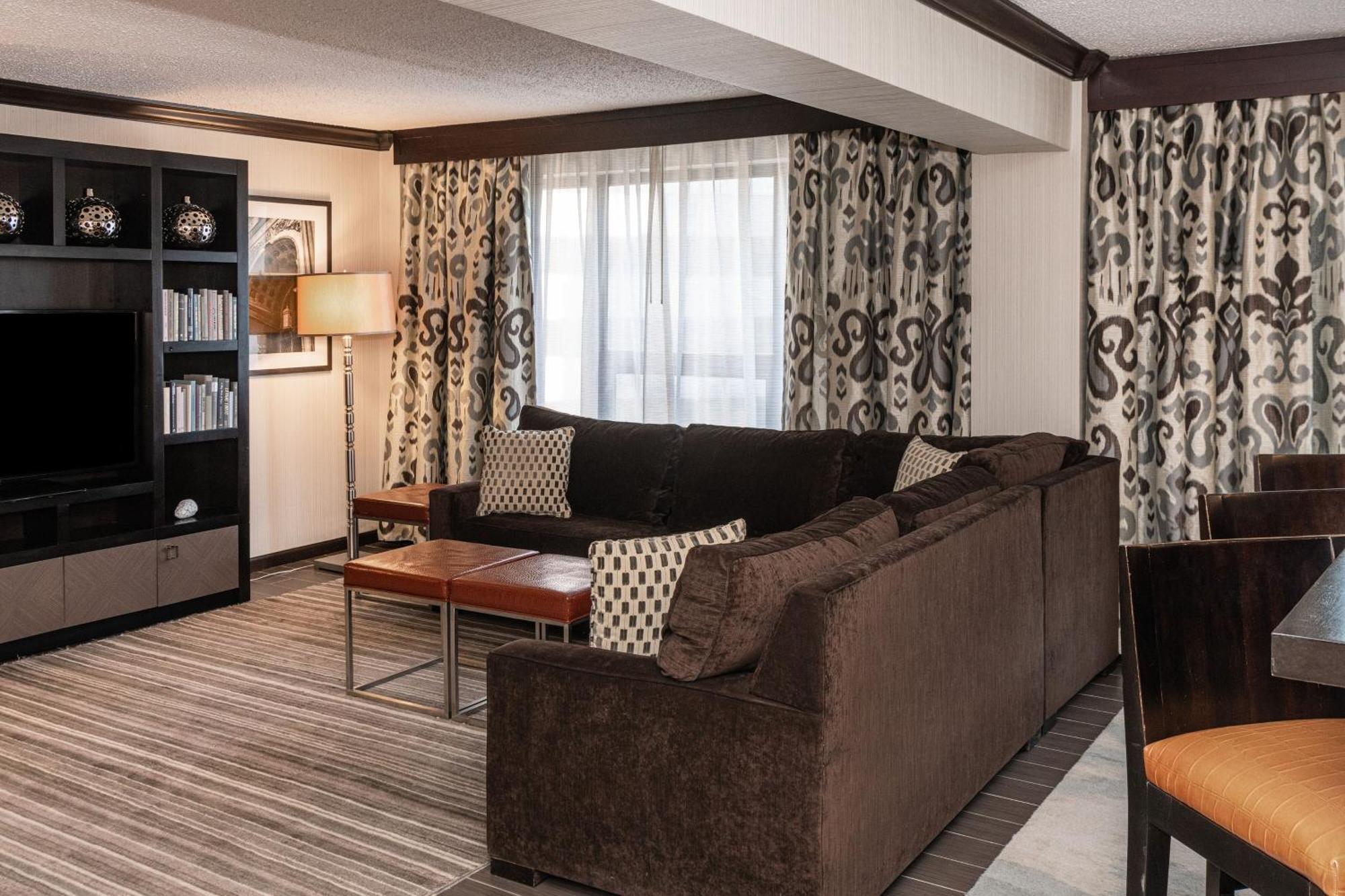 Sheraton Indianapolis City Centre Hotel Kültér fotó